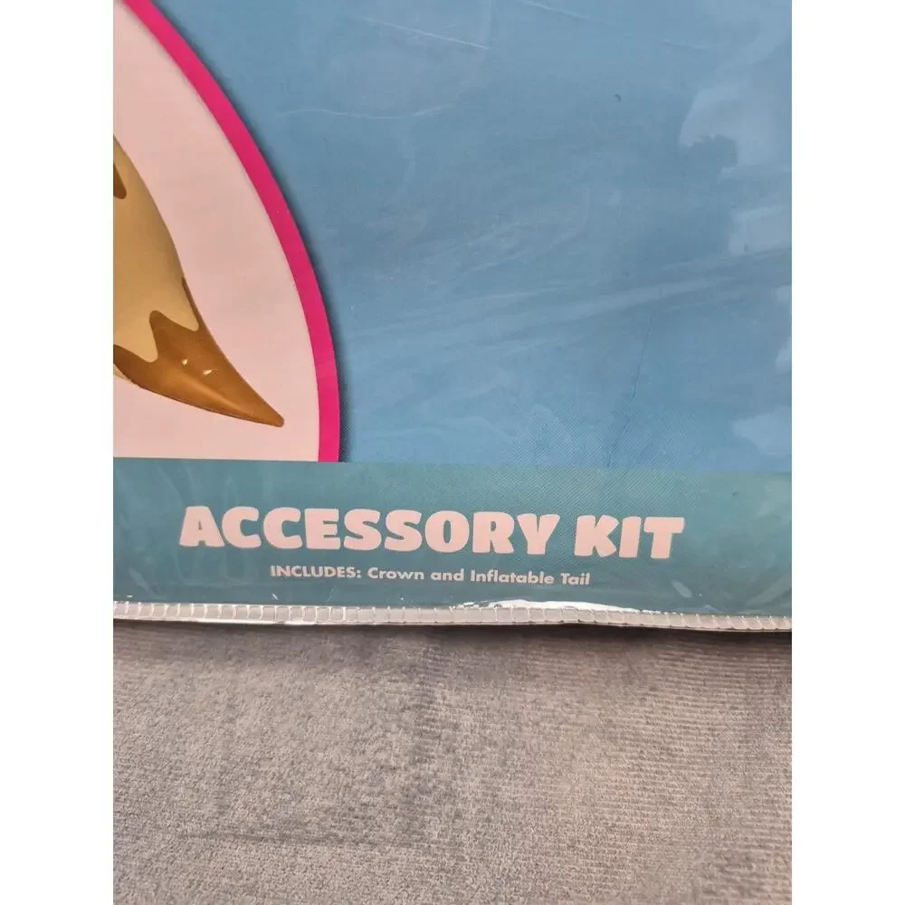 Fall Guys Youth Costume Accessory Kit - Crown & Inflatable Tail Halloween - Picture 2 of 6